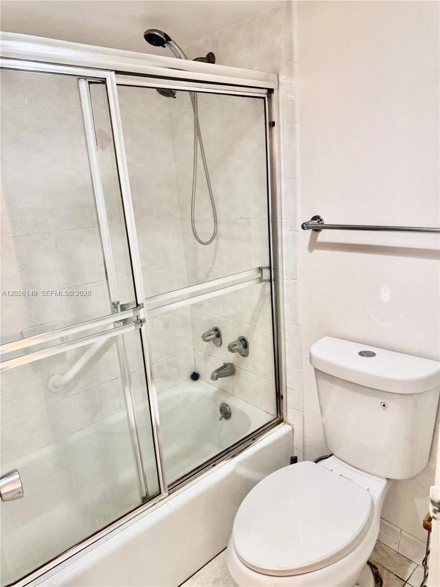 ARLEN HOUSE CONDO - Residential