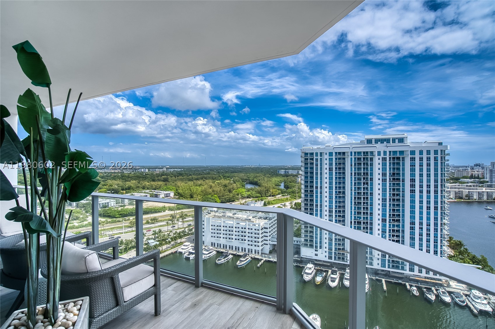 MARINA PALMS RESIDENCES S - Residential