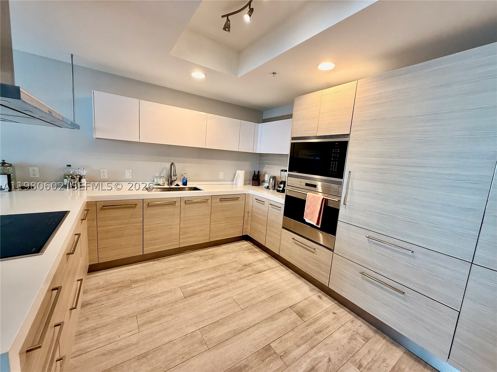 MARINA PALMS RESIDENCES S - Residential