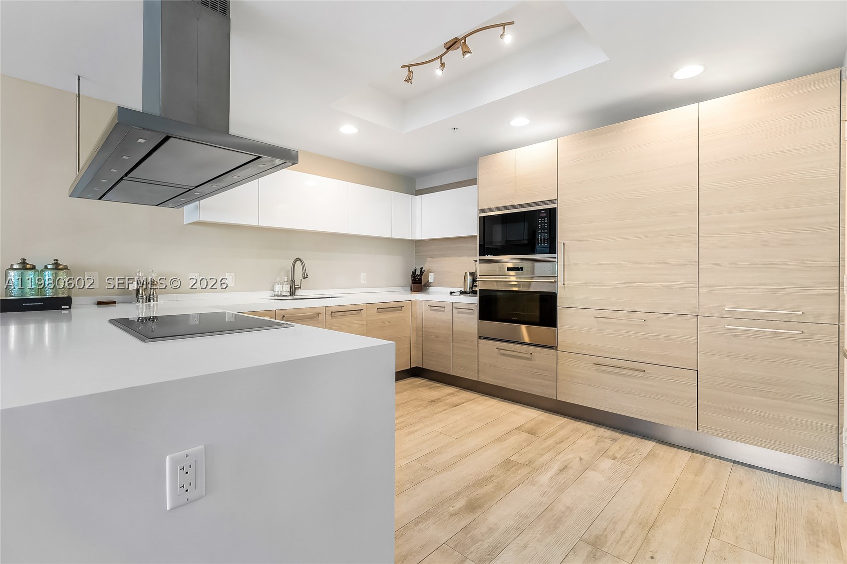 MARINA PALMS RESIDENCES S - Residential