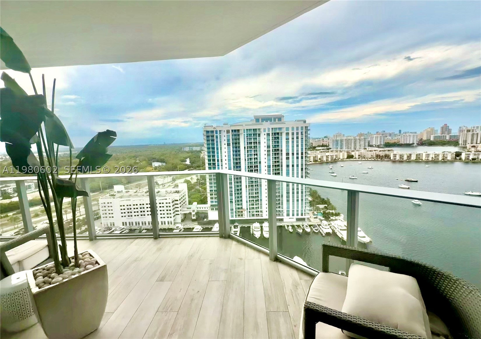 MARINA PALMS RESIDENCES S - Residential