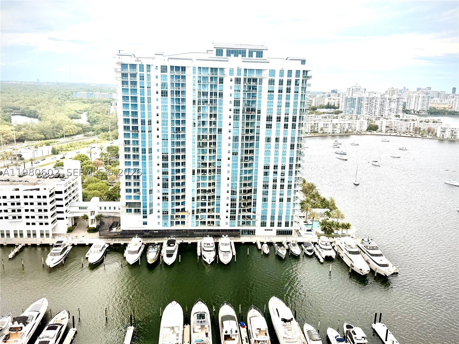 MARINA PALMS RESIDENCES S - Residential