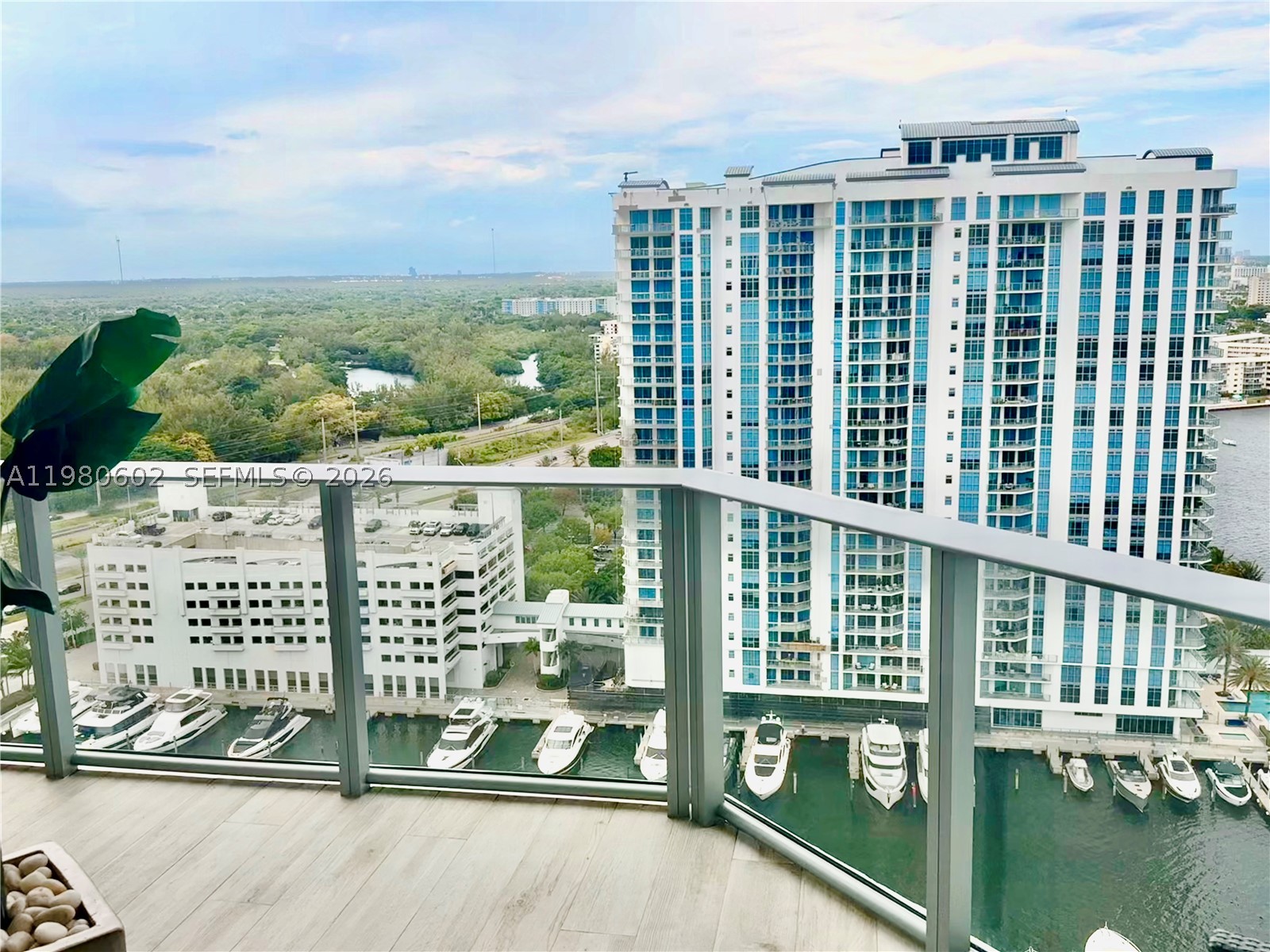 MARINA PALMS RESIDENCES S - Residential