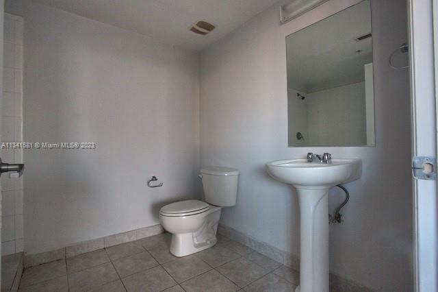 ALTOS DE MIAMI CONDO - Residential