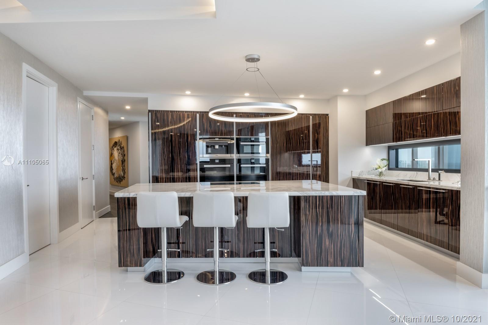 18555 COLLINS AVENUE COND - Residential