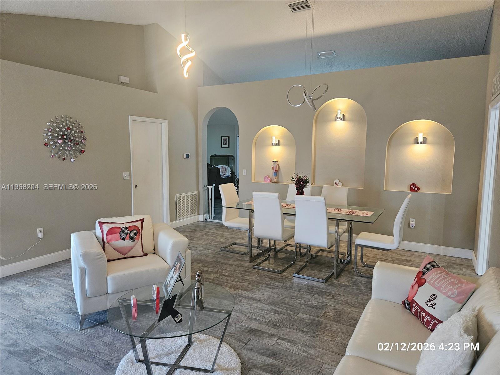 DELTONA LAKES UNIT 43 - Residential