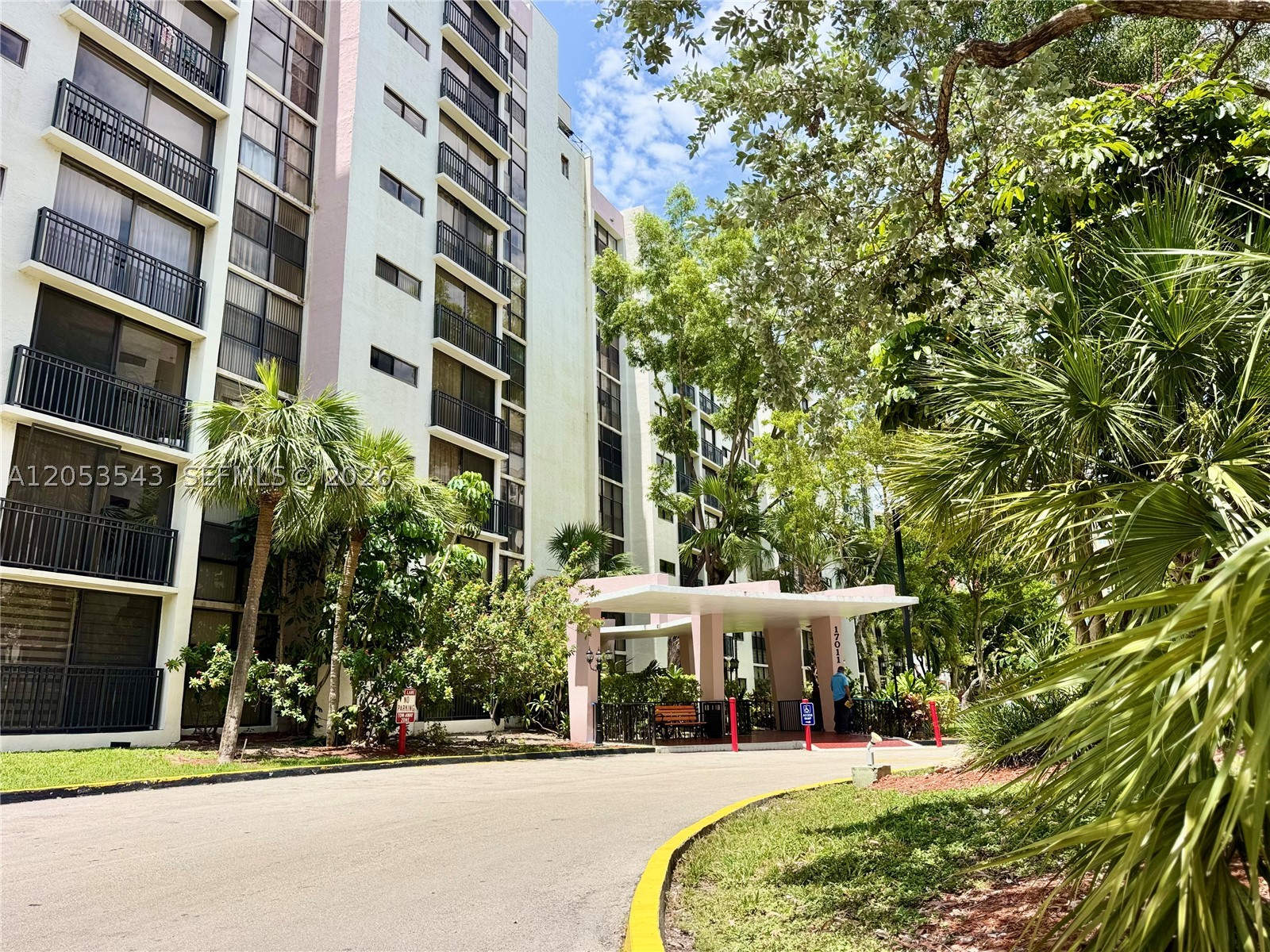 PLAZA OF AMERICAS CONDO P - Residential