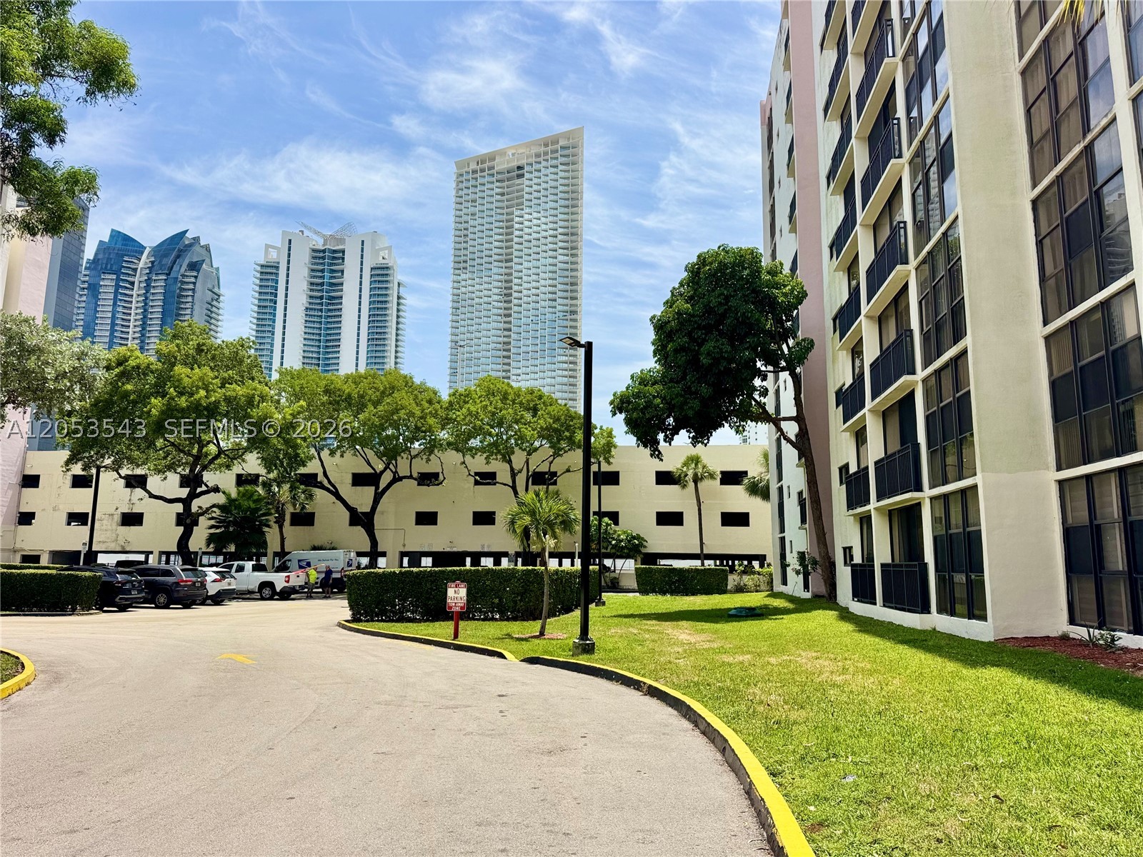PLAZA OF AMERICAS CONDO P - Residential