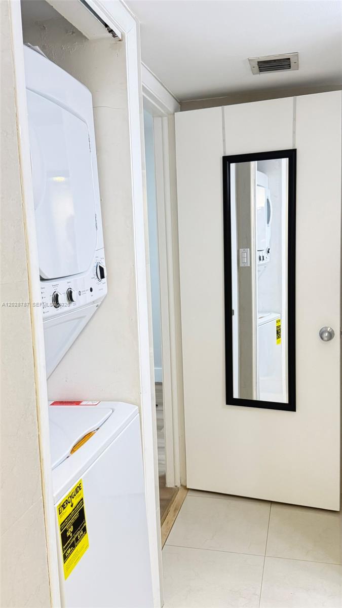PARC VISTA CONDO - Residential Lease