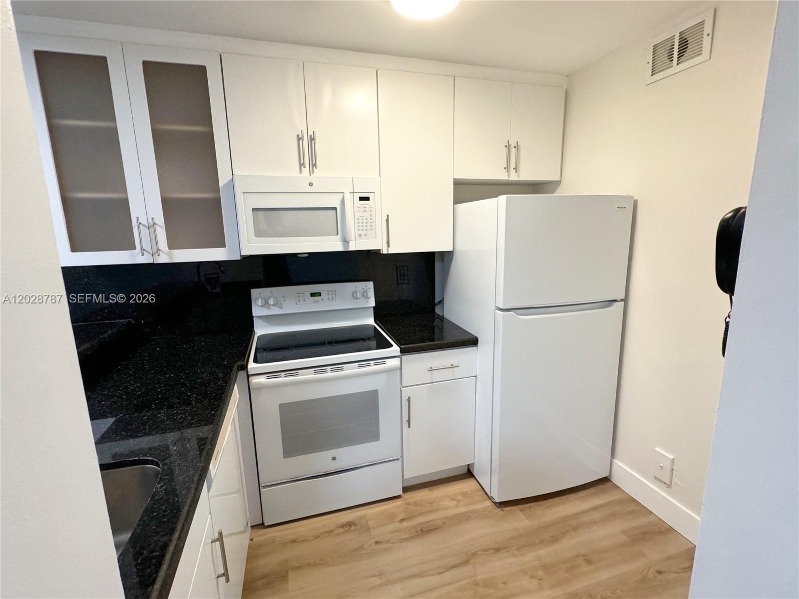 PARC VISTA CONDO - Residential Lease
