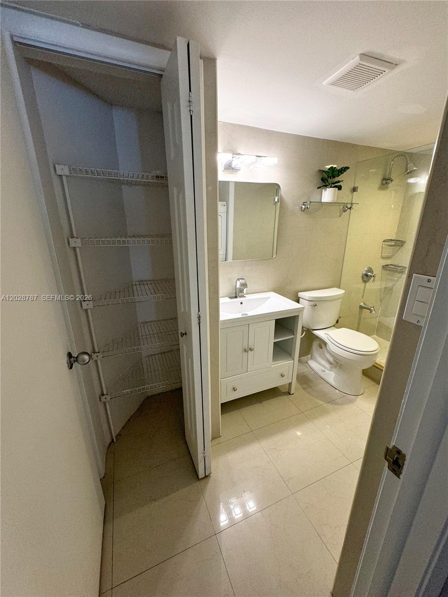 PARC VISTA CONDO - Residential Lease