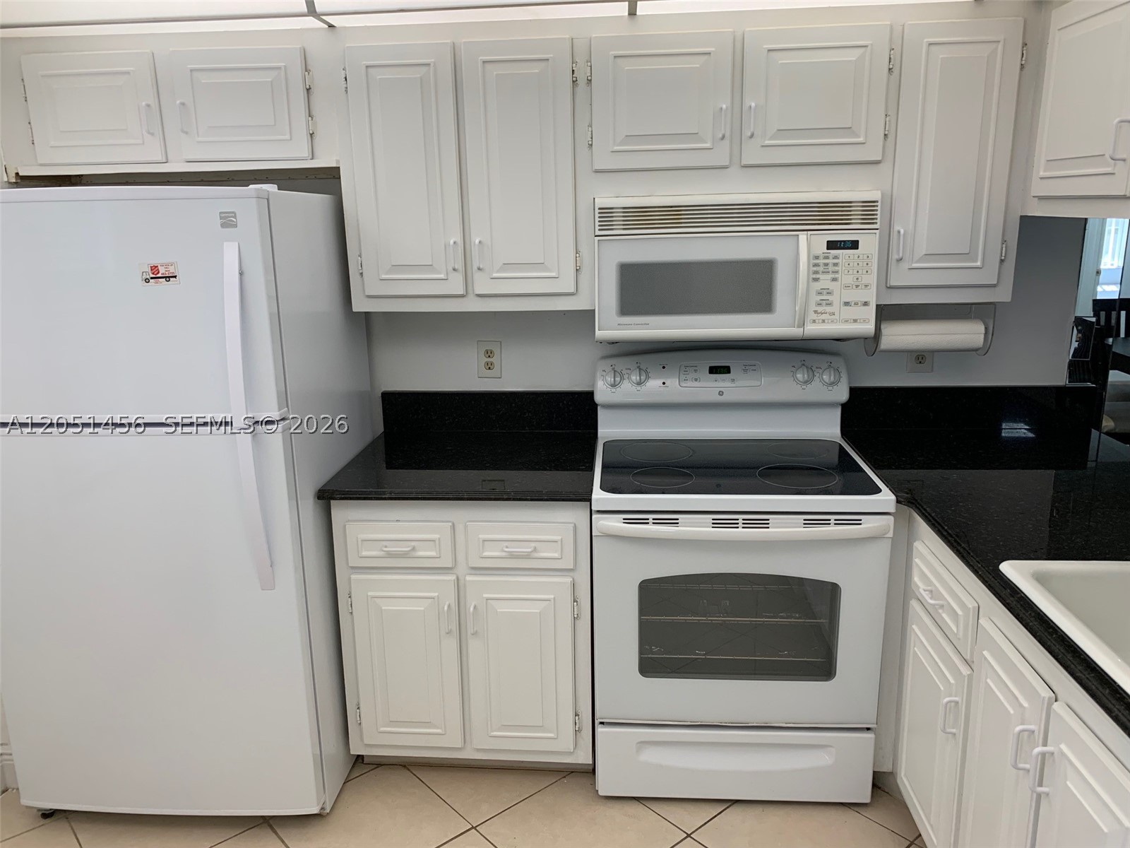 MARTINIQUE VILLAGE III CO - Residential Lease