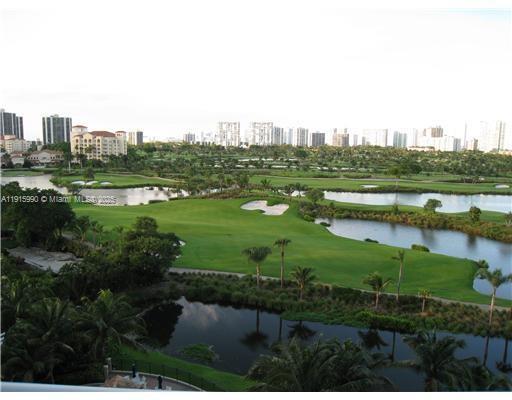 TURNBERRY ON THE GREEN CO - Residential