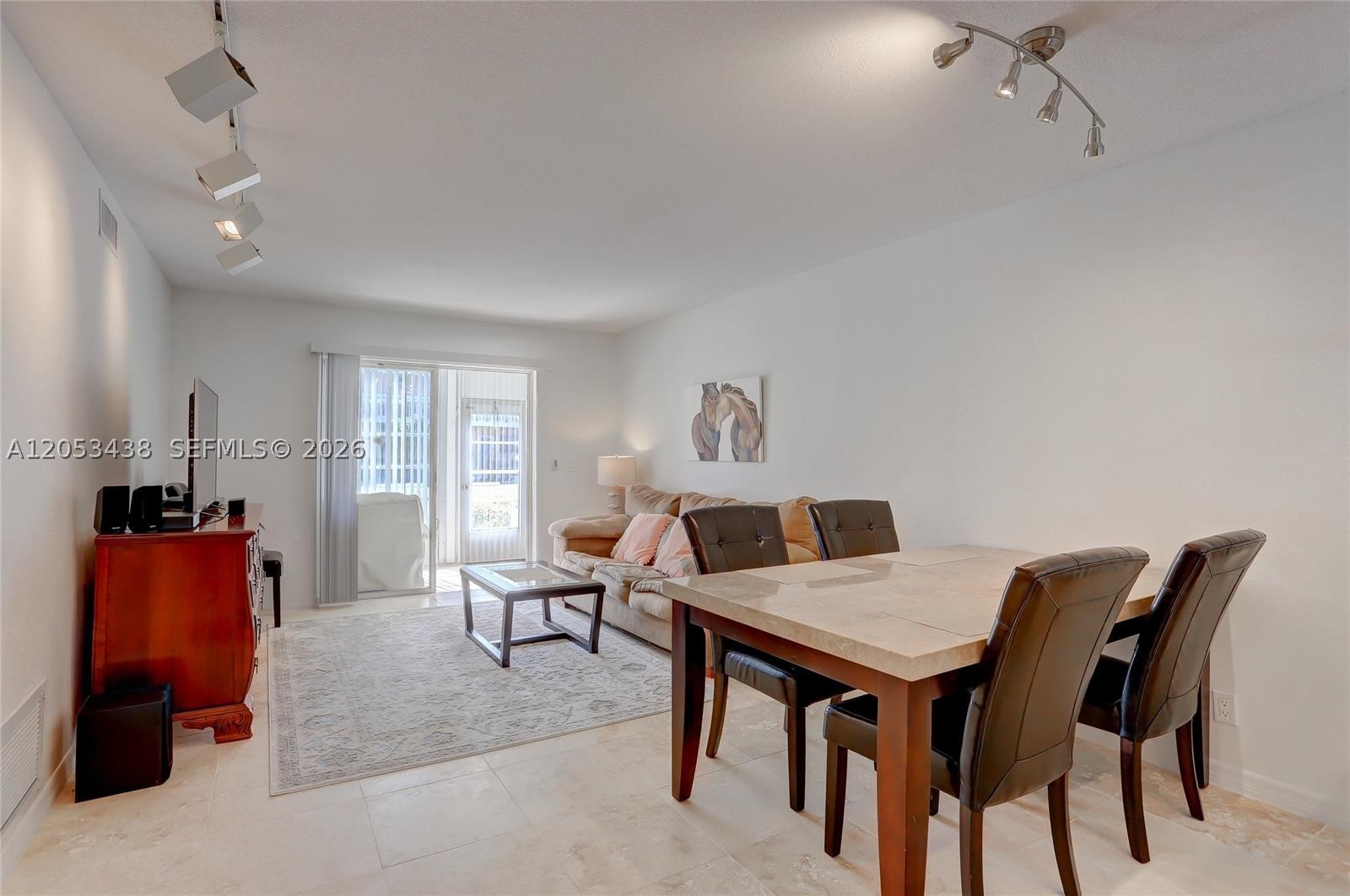 VILLAGE ROYALE CONDO 7 - Residential Lease