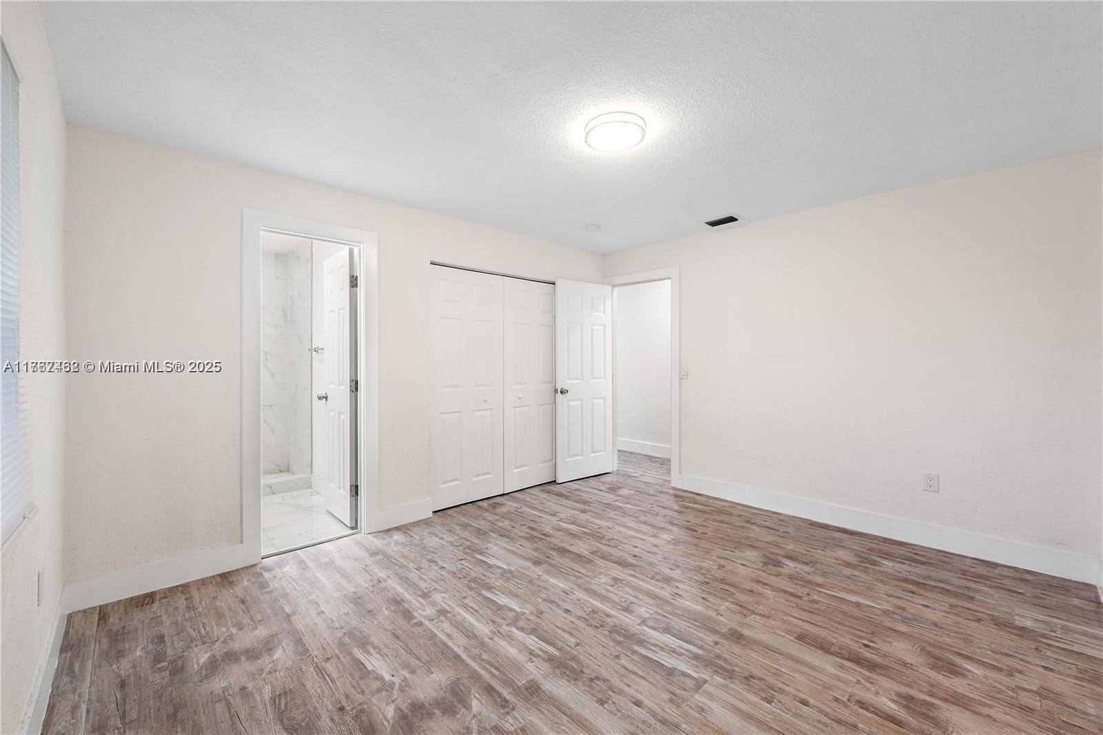 LESLIE ESTATES SEC FIVE - Residential Lease