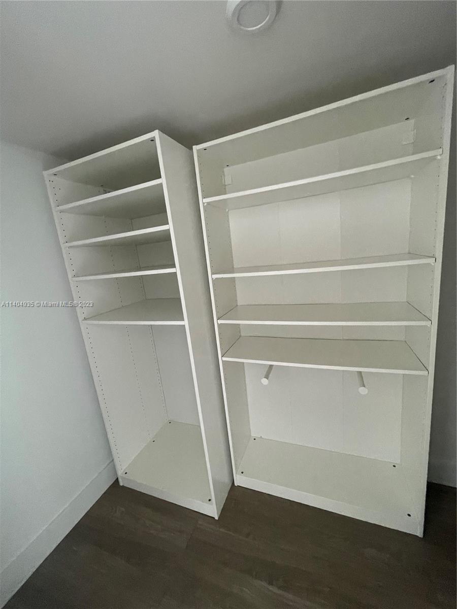 BAY HARBOR CLUB CONDO - Residential Lease