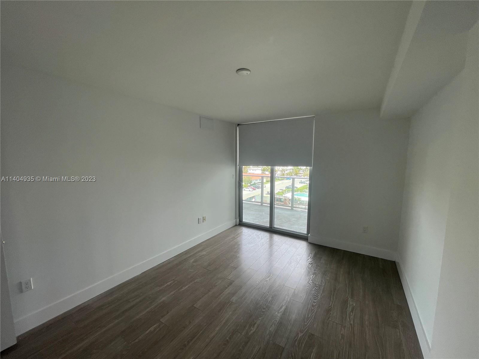 BAY HARBOR CLUB CONDO - Residential Lease