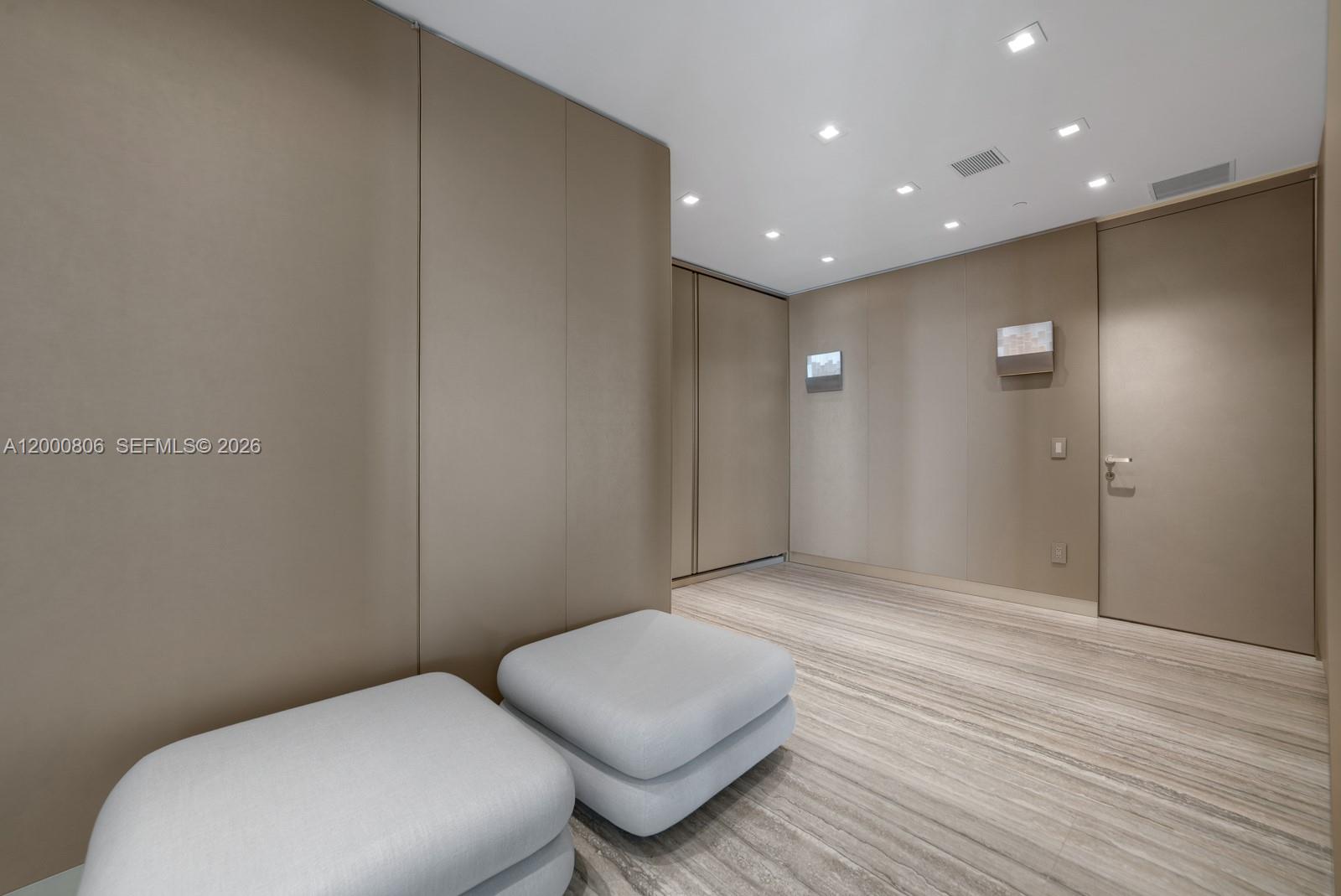 18975 COLLINS CONDO - Residential