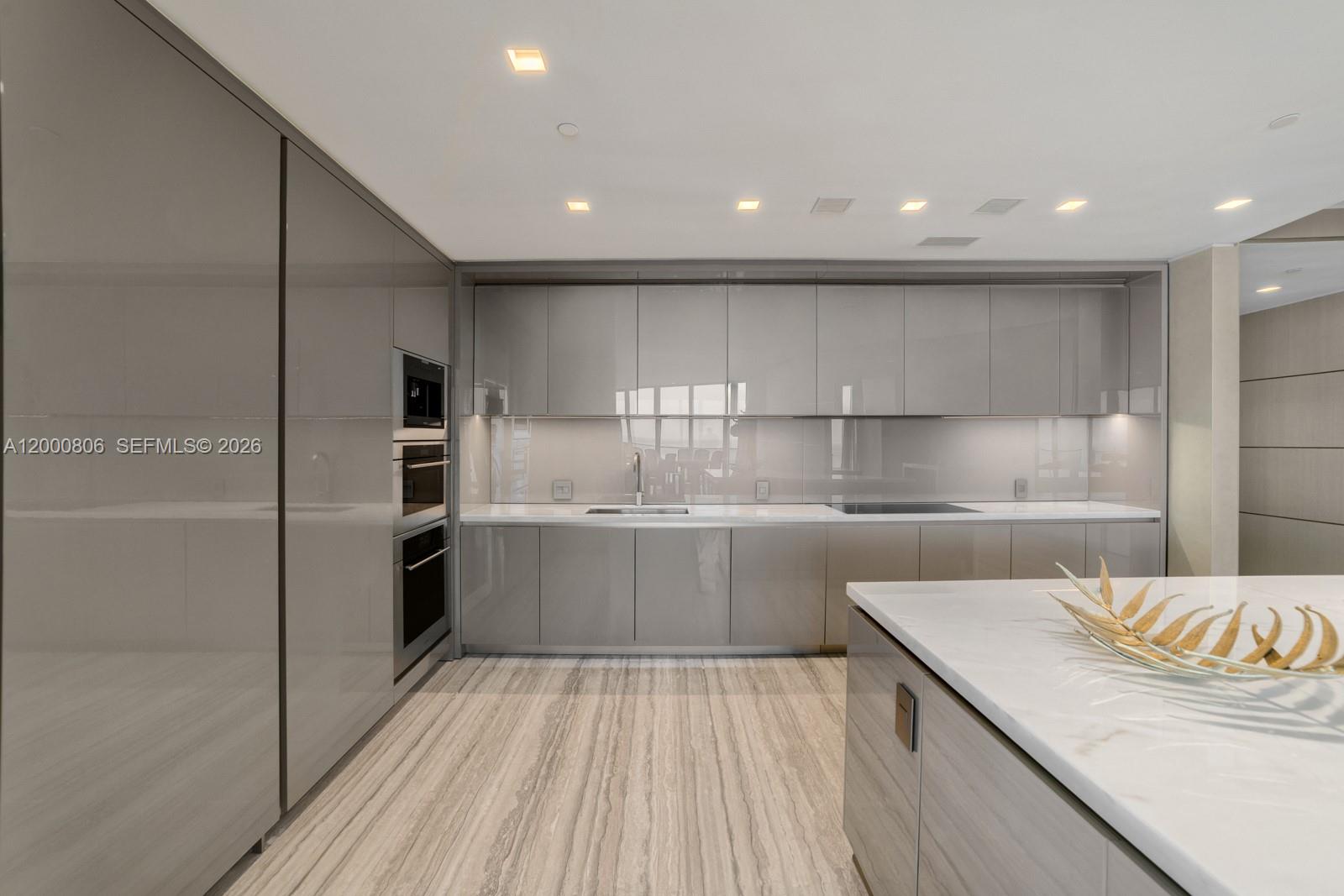 18975 COLLINS CONDO - Residential