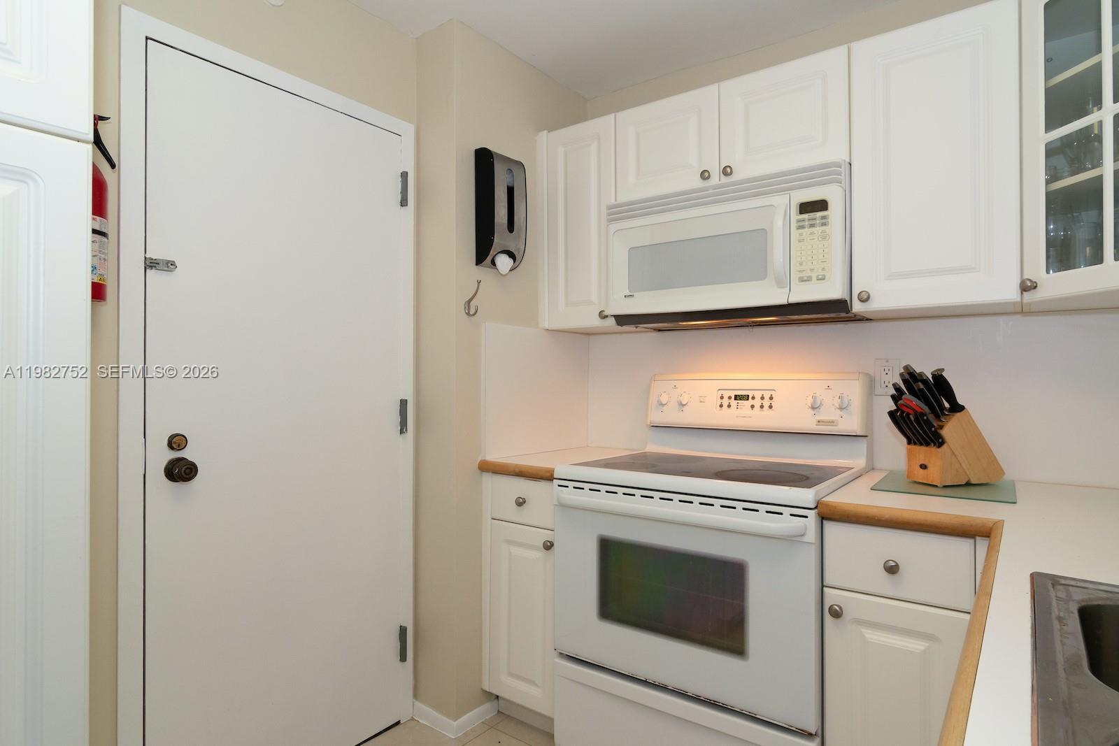 BRICKELL BAY CLUB CONDO - Residential