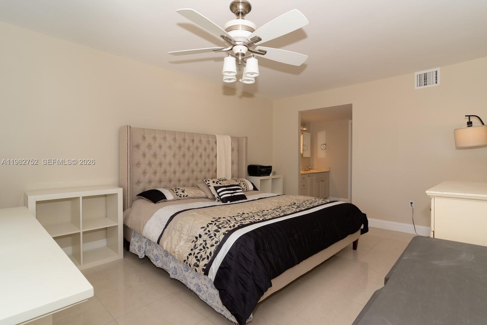 BRICKELL BAY CLUB CONDO - Residential