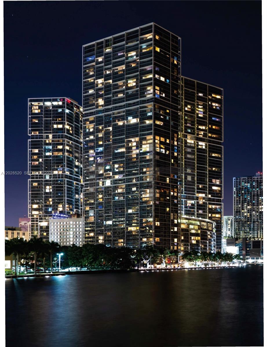 ICON BRICKELL - Residential Lease
