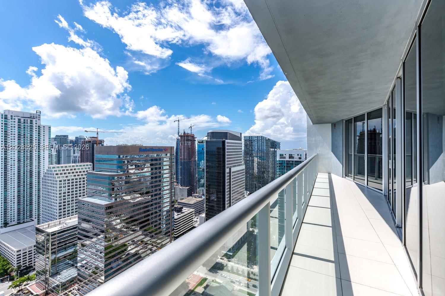 ICON BRICKELL - Residential Lease
