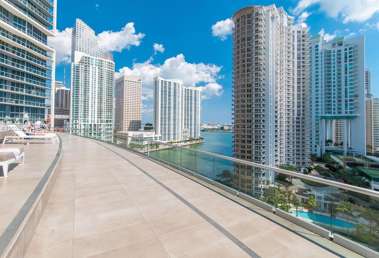 ICON BRICKELL - Residential Lease