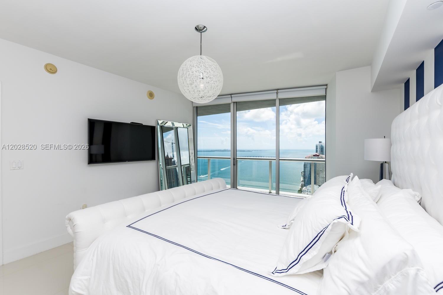 ICON BRICKELL - Residential Lease
