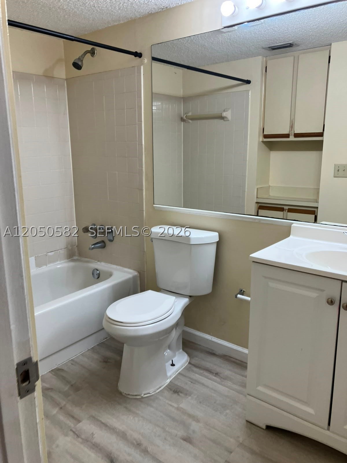 PALM AIRE GARDENS CONDO - Residential Lease