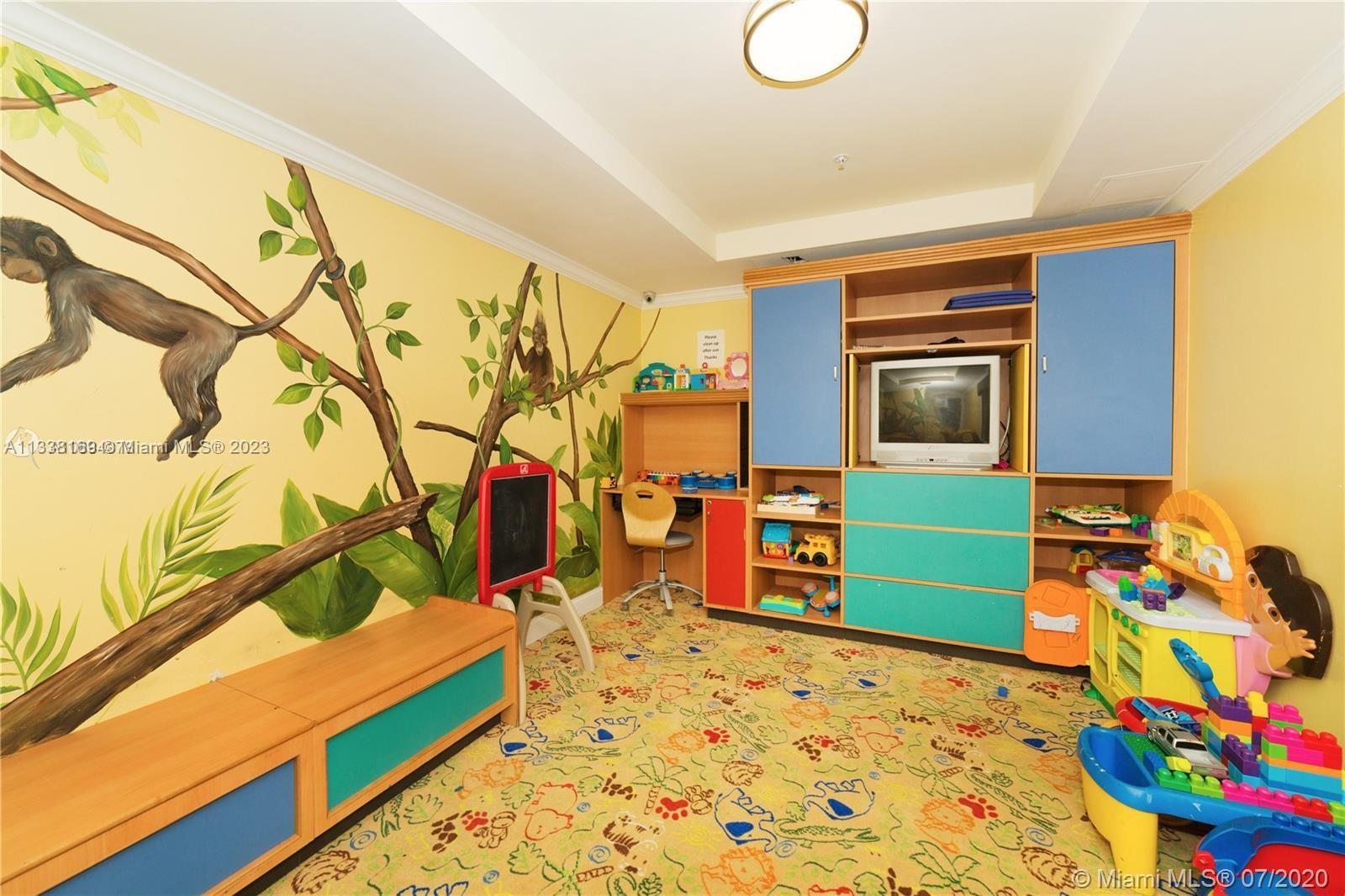 PORTO BELLAGIO CONDO - Residential Lease