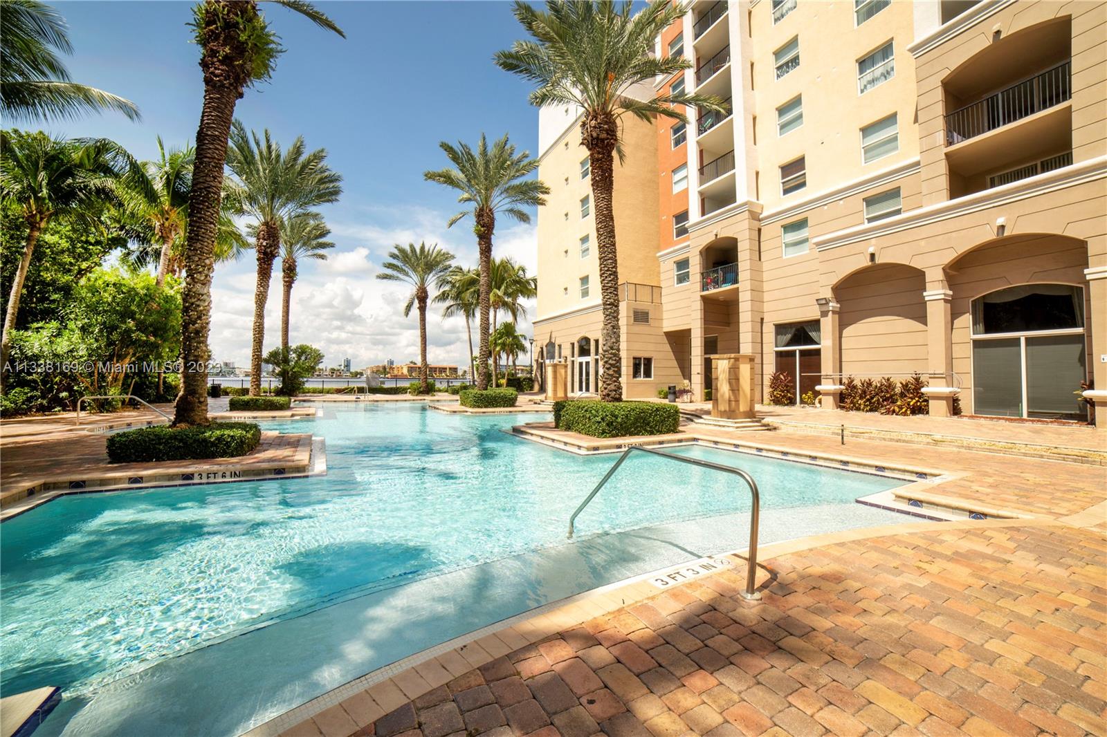PORTO BELLAGIO CONDO - Residential Lease