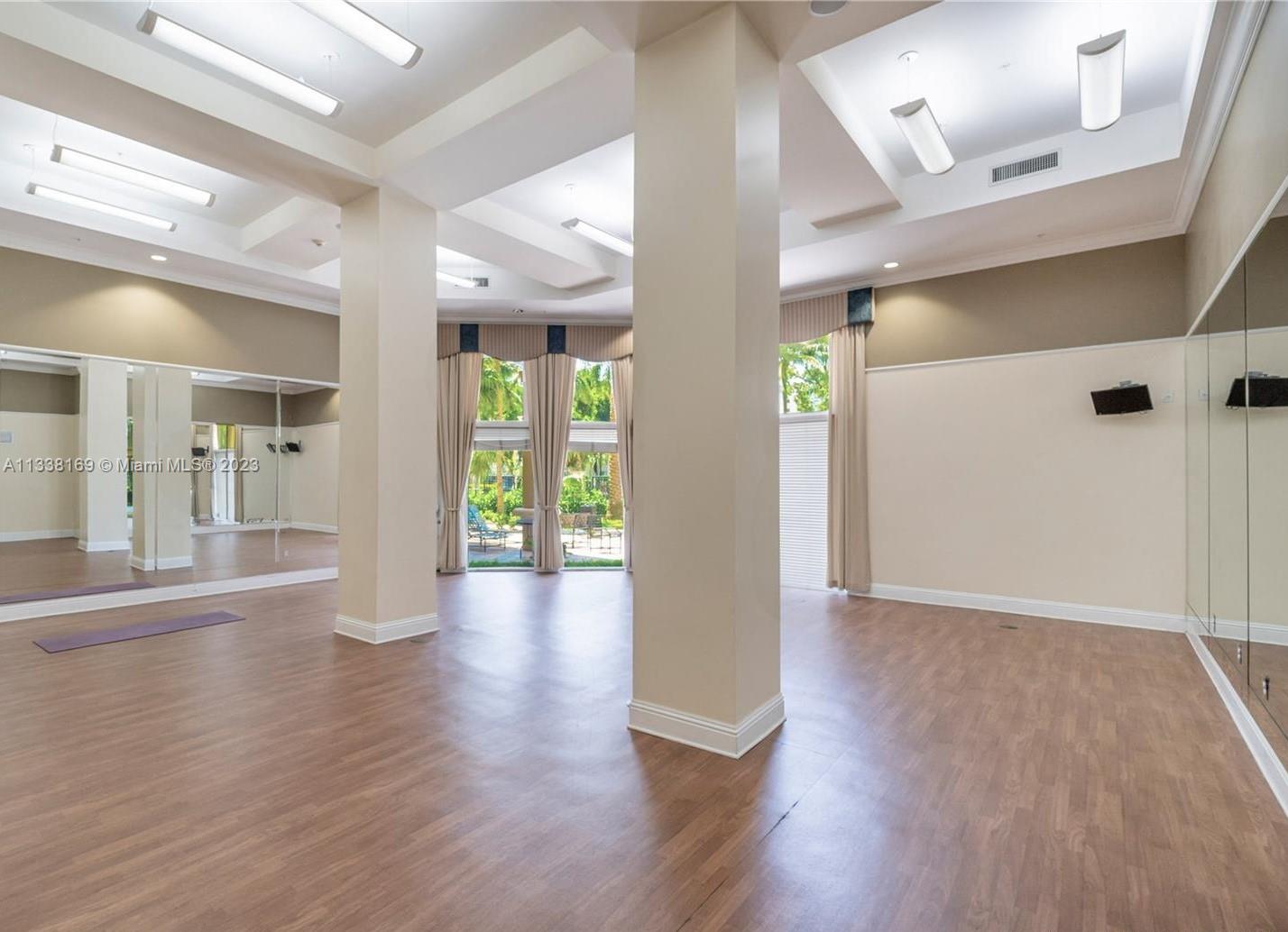 PORTO BELLAGIO CONDO - Residential Lease