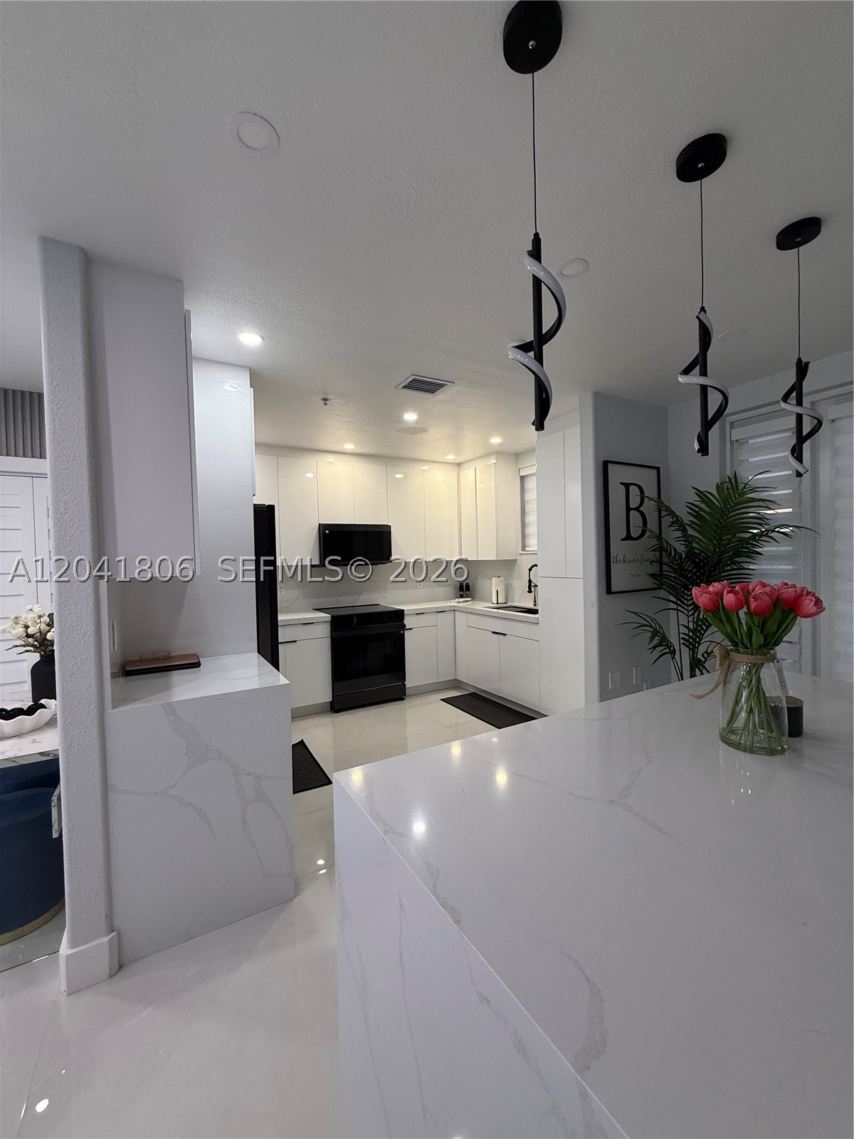 SHOMA HOMES SPLENDIDO CON - Residential