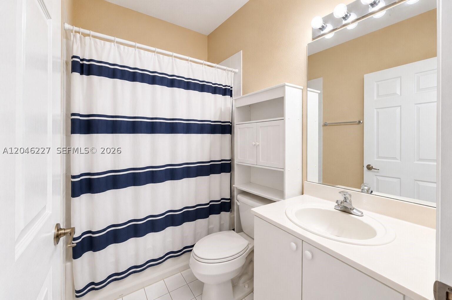 LEEWARD AT ISLANDS AT DOR - Residential Lease