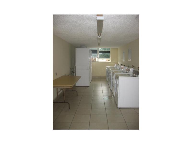 TALL TREES CONDO - Residential Lease