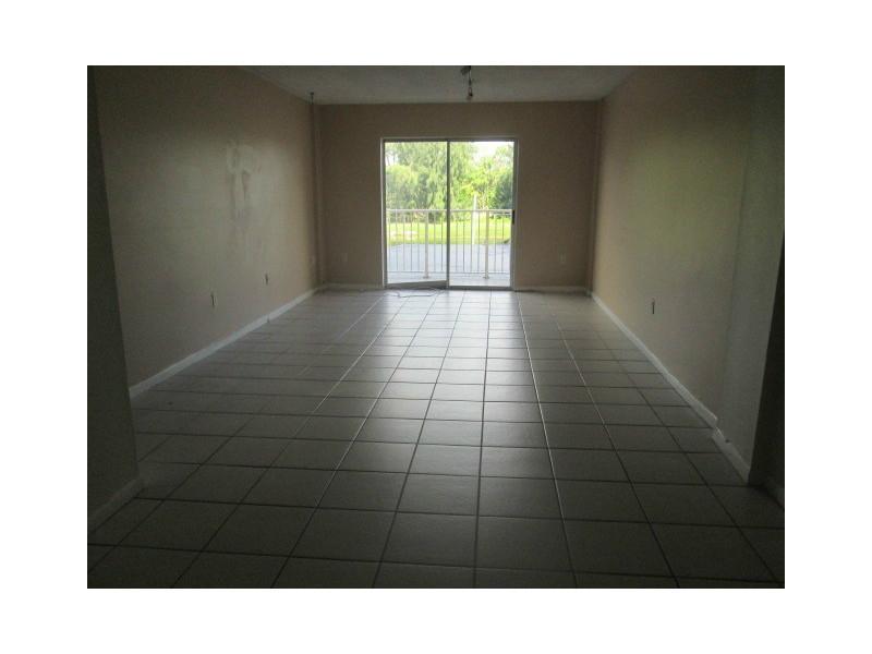 TALL TREES CONDO - Residential Lease