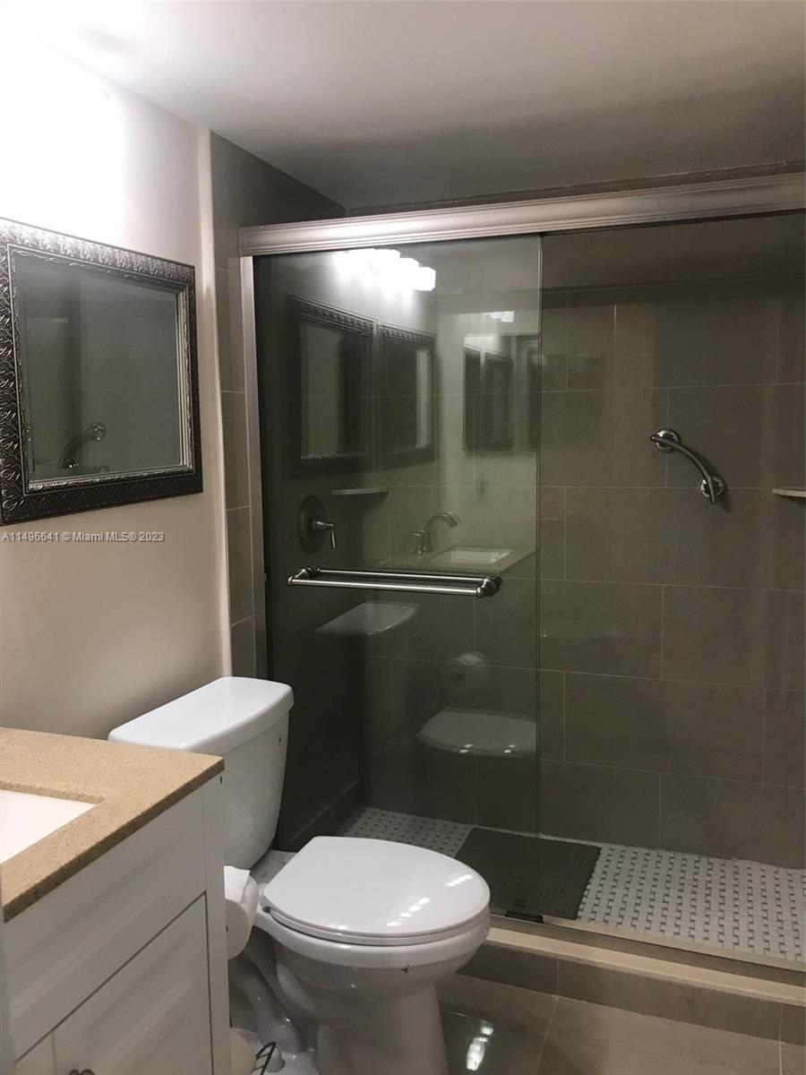 FANSHAW AT CENTURY VILLAG - Residential Lease