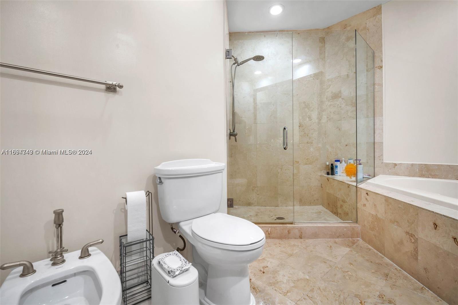 THE PONCE DE LEON CONDO - Residential