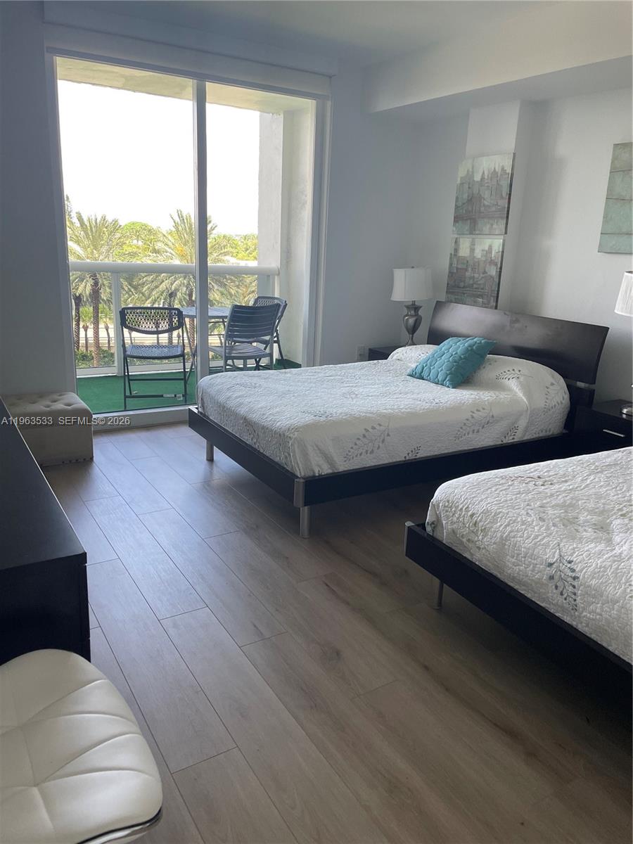 HARBOUR HOUSE - Residential