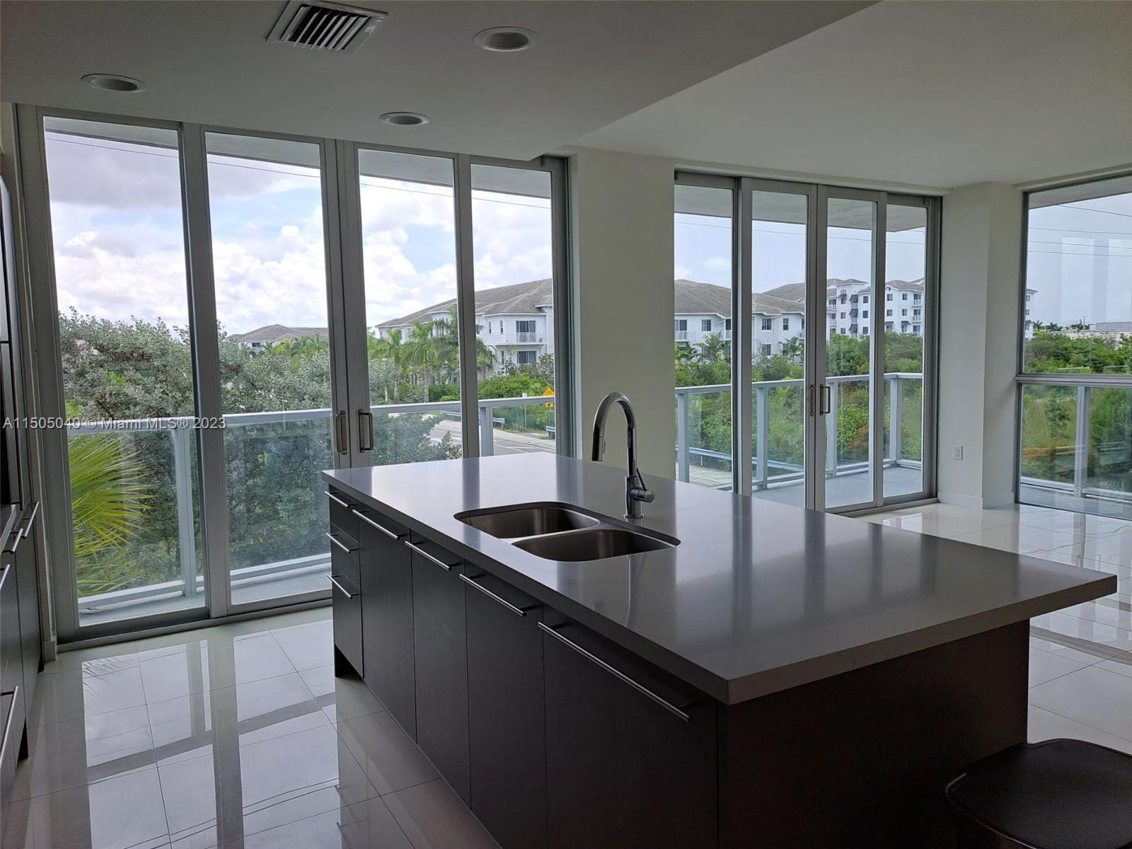 MIDTOWN AT DORAL - Residential Lease