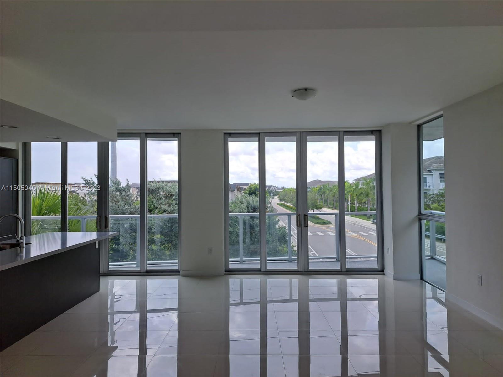 MIDTOWN AT DORAL - Residential Lease