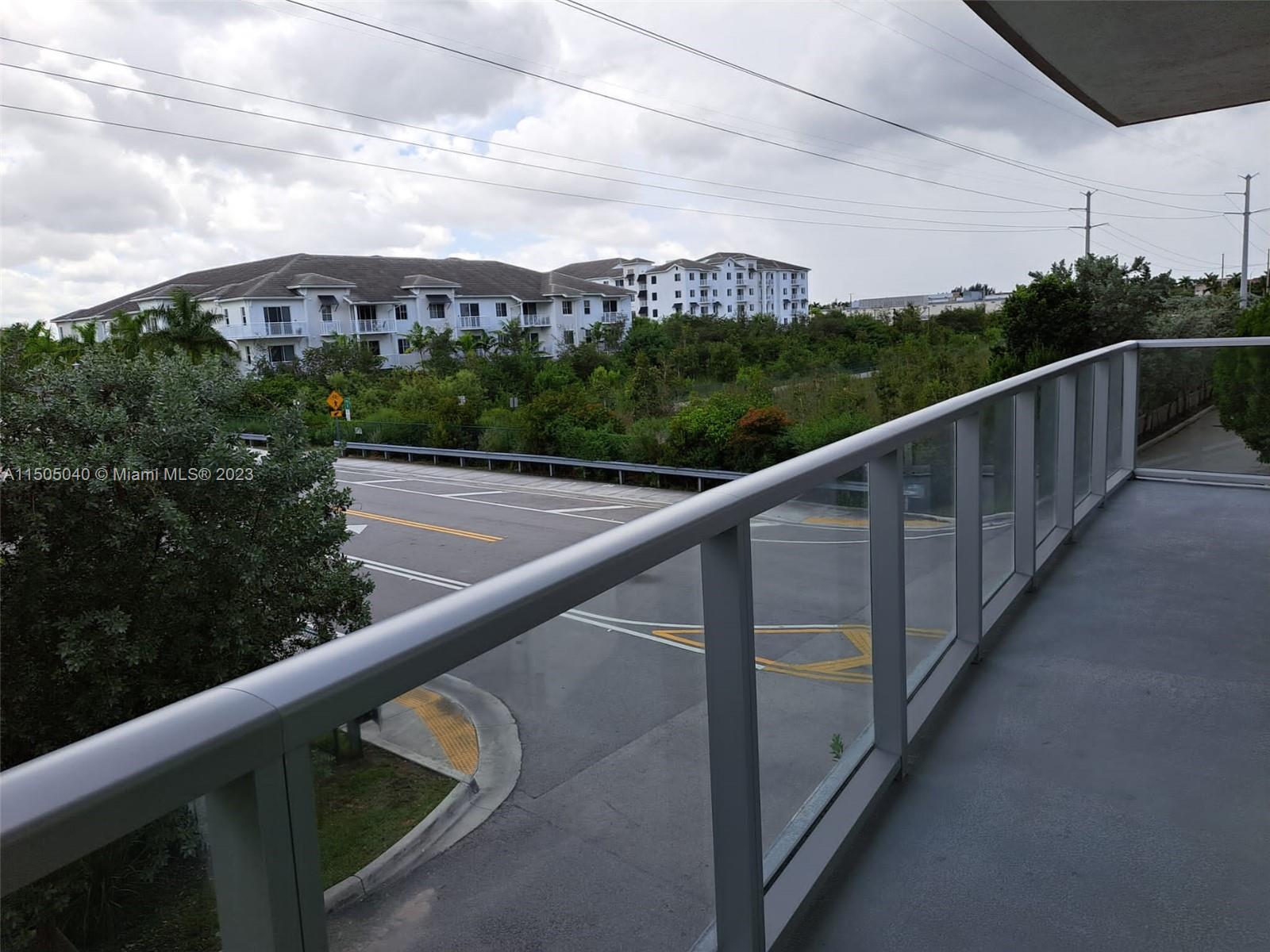 MIDTOWN AT DORAL - Residential Lease