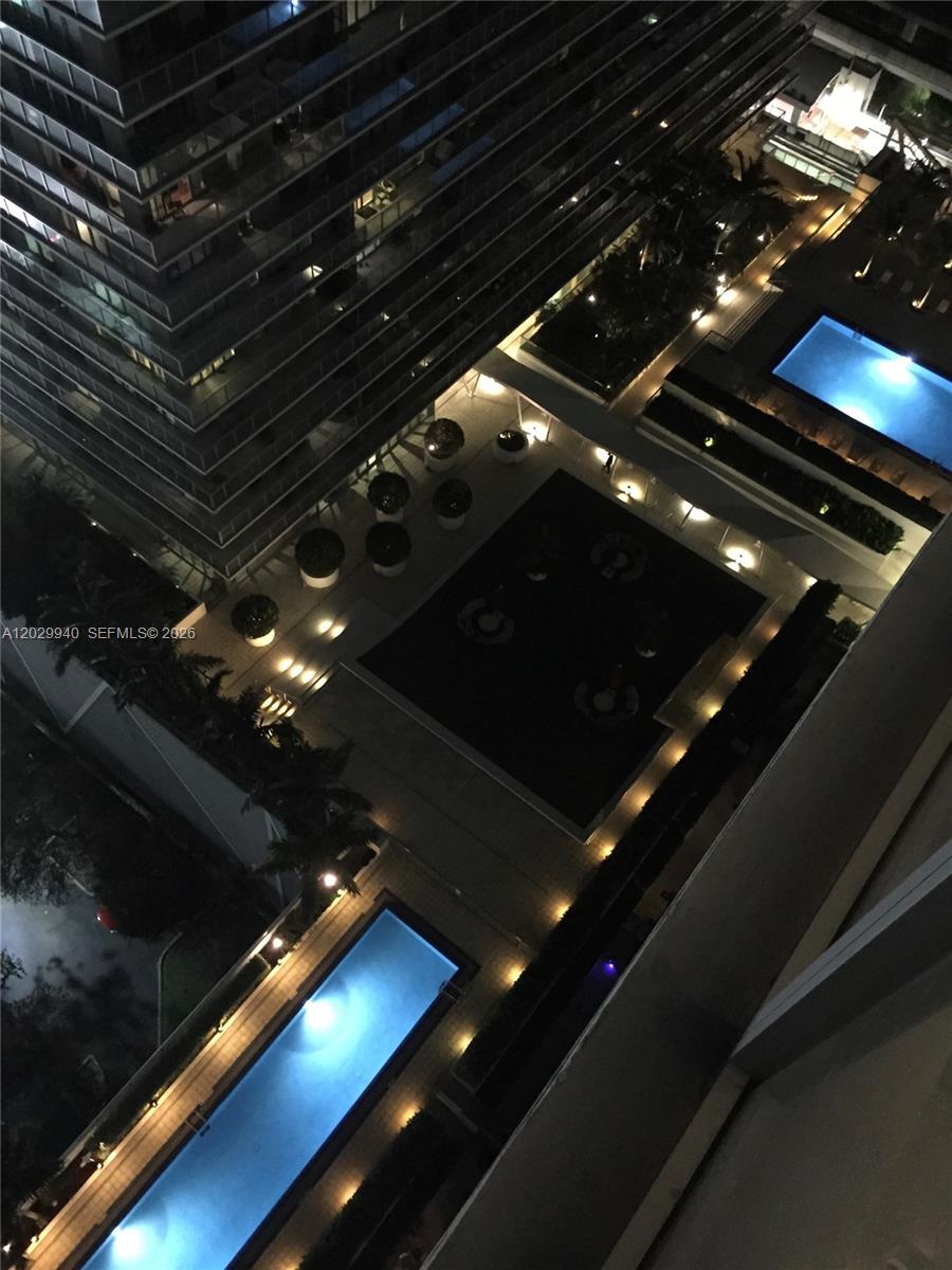 AXIS ON BRICKELL II CONDO - Residential