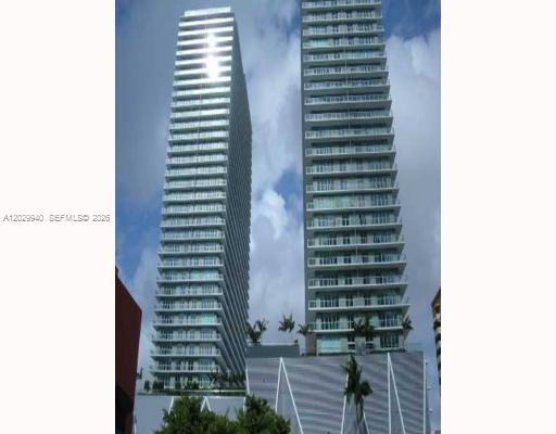 AXIS ON BRICKELL II CONDO - Residential