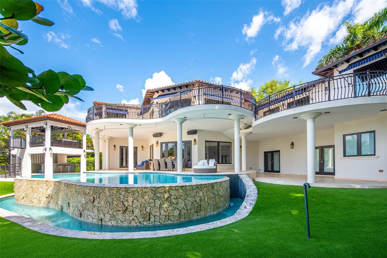 C GABLES RIVIERA SEC 12 - Residential