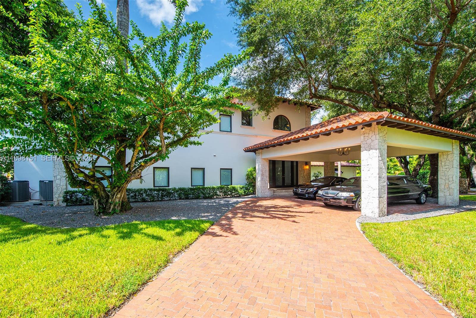 C GABLES RIVIERA SEC 12 - Residential