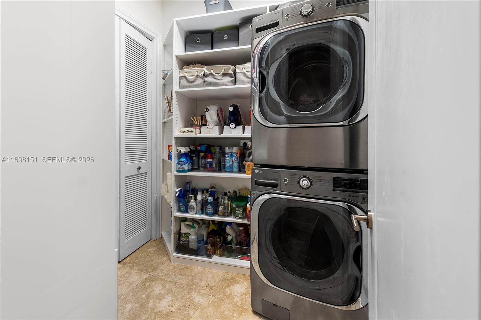 C GABLES RIVIERA SEC 12 - Residential