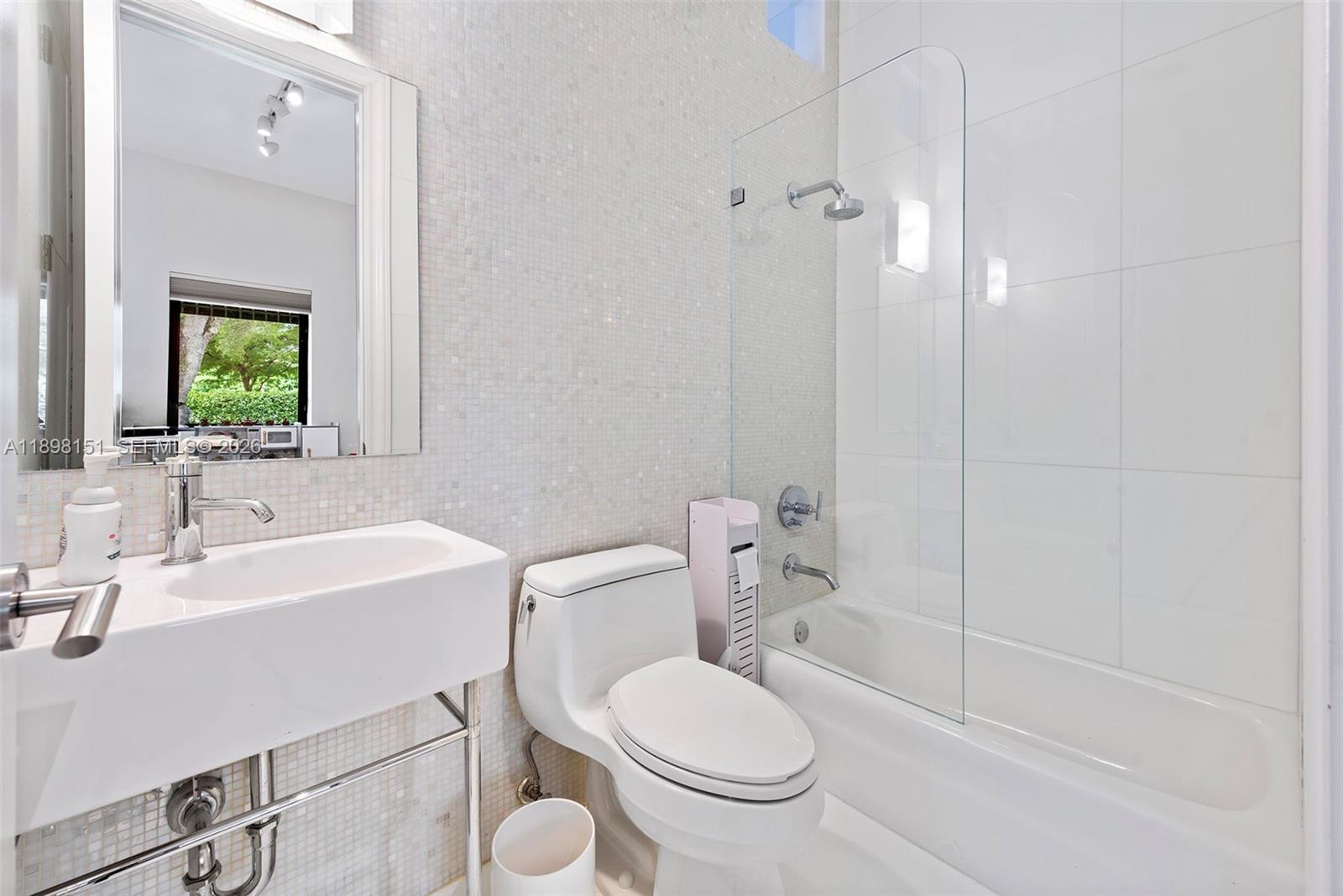 C GABLES RIVIERA SEC 12 - Residential