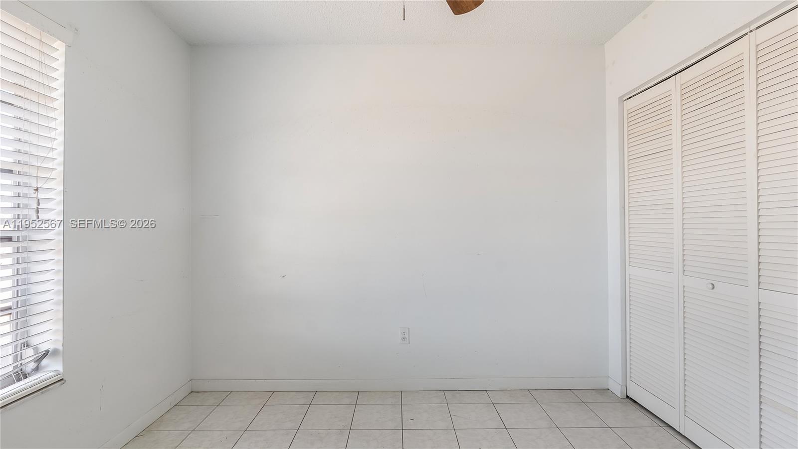 RICHMOND TOWNHOUSE - Residential